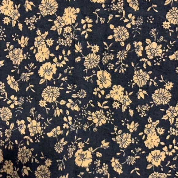 Easley flower print cotton blouse- size S - Picture 4 of 6